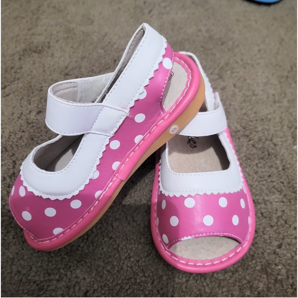 NWOT Girls Laniecakes Bright Pink & White Polka Dot Maryjane Sandals Size 10T